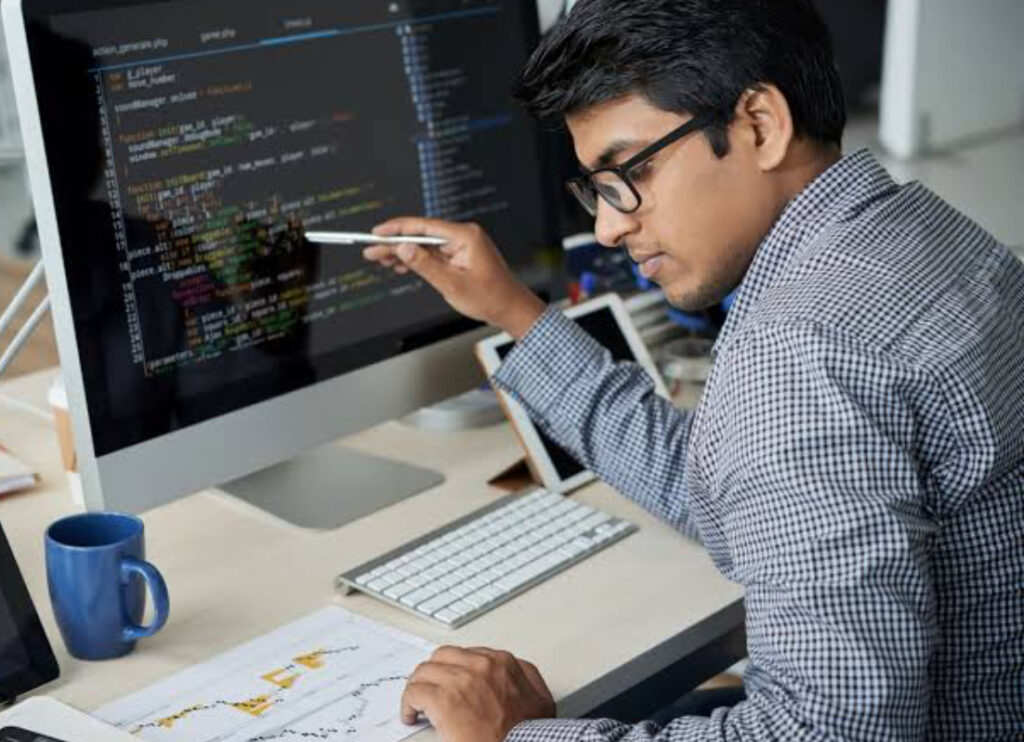 Online Computer Programming Degree Programs and Industry Salary 2023/ ...